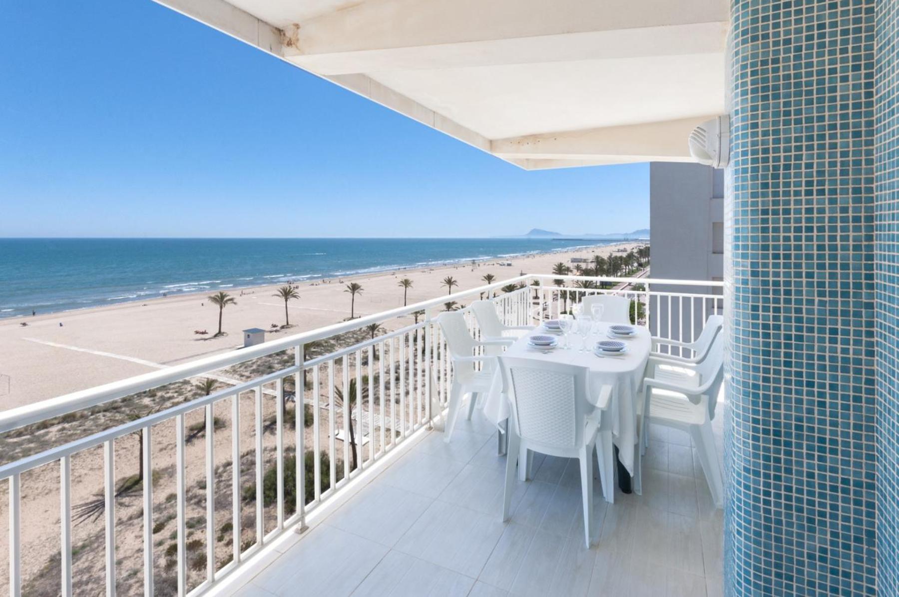 Ag Las Sirenas Playa de Gandia المظهر الخارجي الصورة